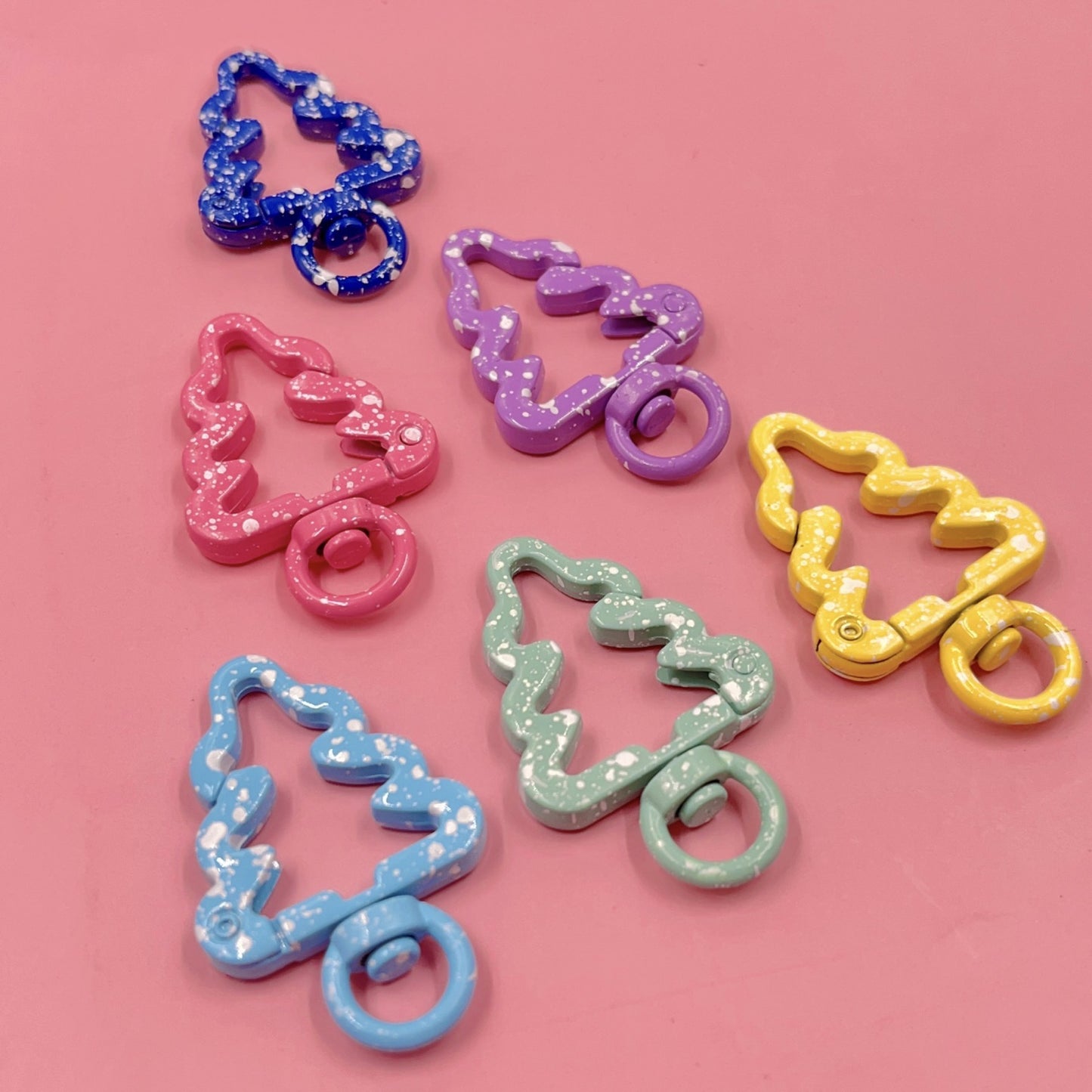 Xmas tree shape hooks