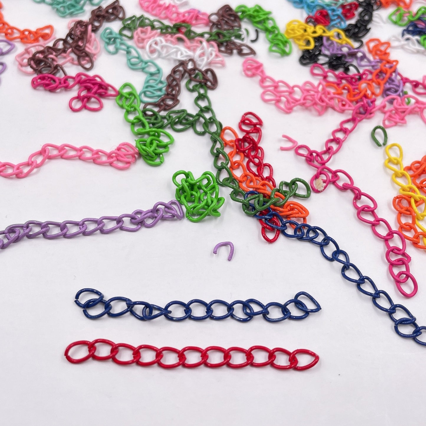 metal tiny chains