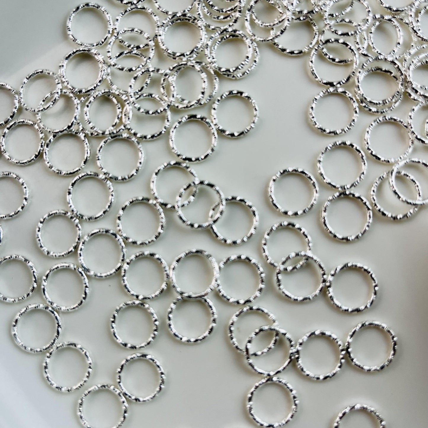 metal jump rings