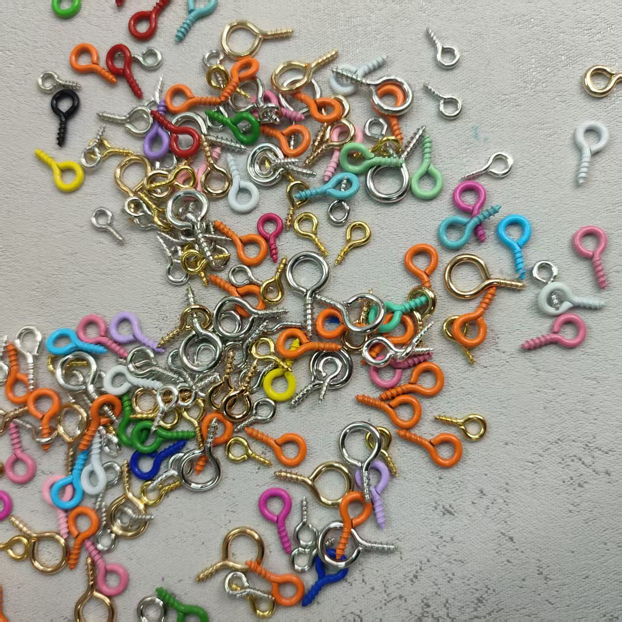 screw mix for DIY