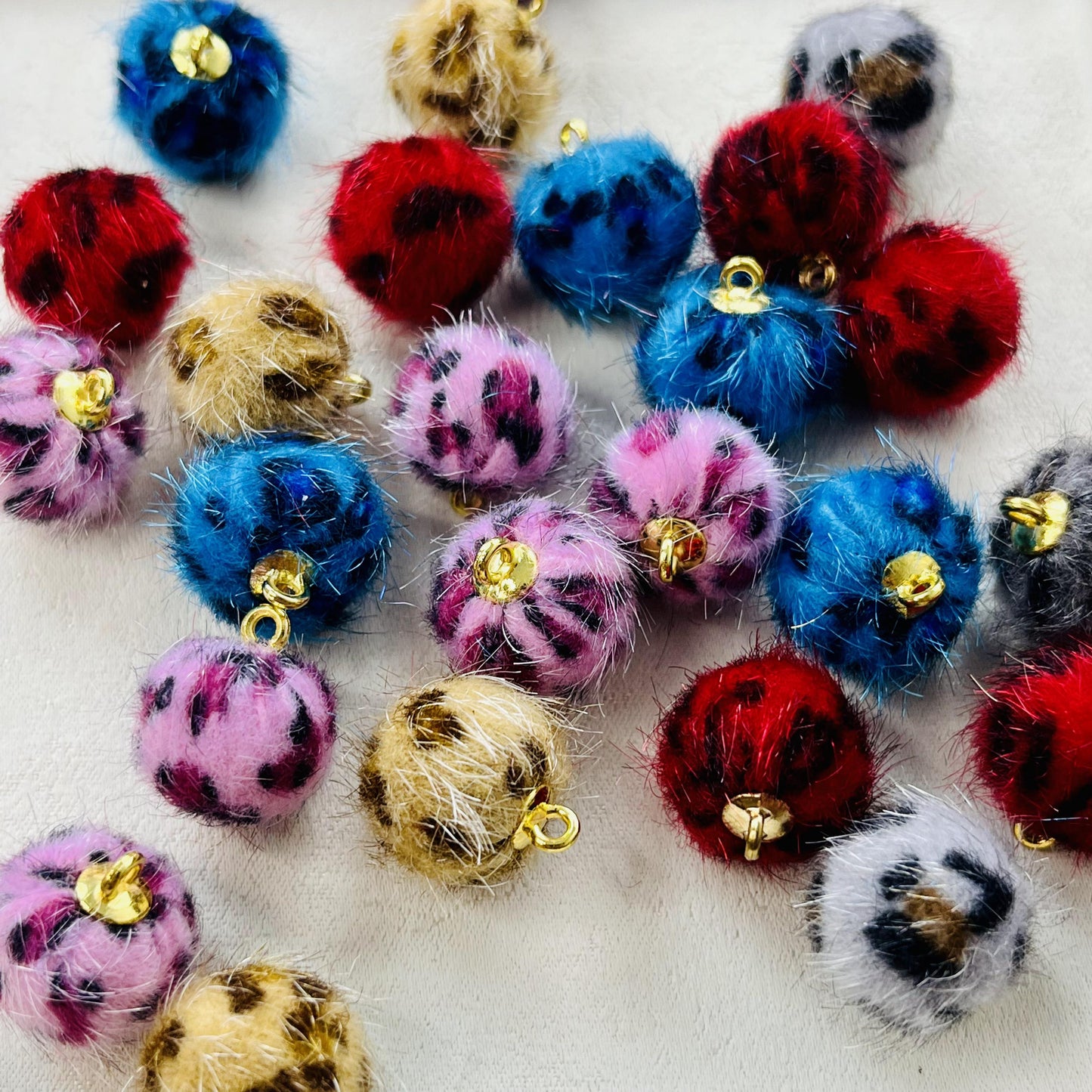 15mm pompom pedant