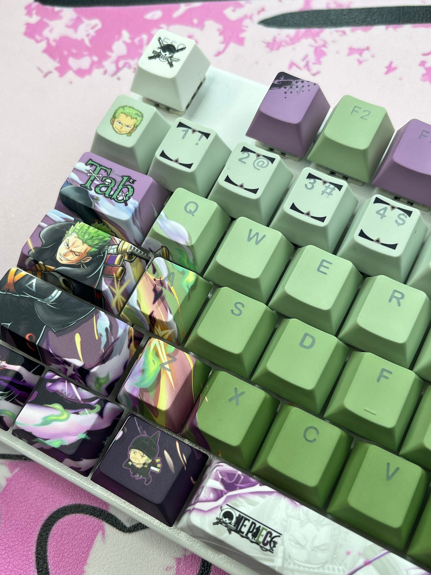 One piece Roronoa Zoro keycaps Top-Legend Backlit Artisan 122keys Cherry/PBT Keycap Set