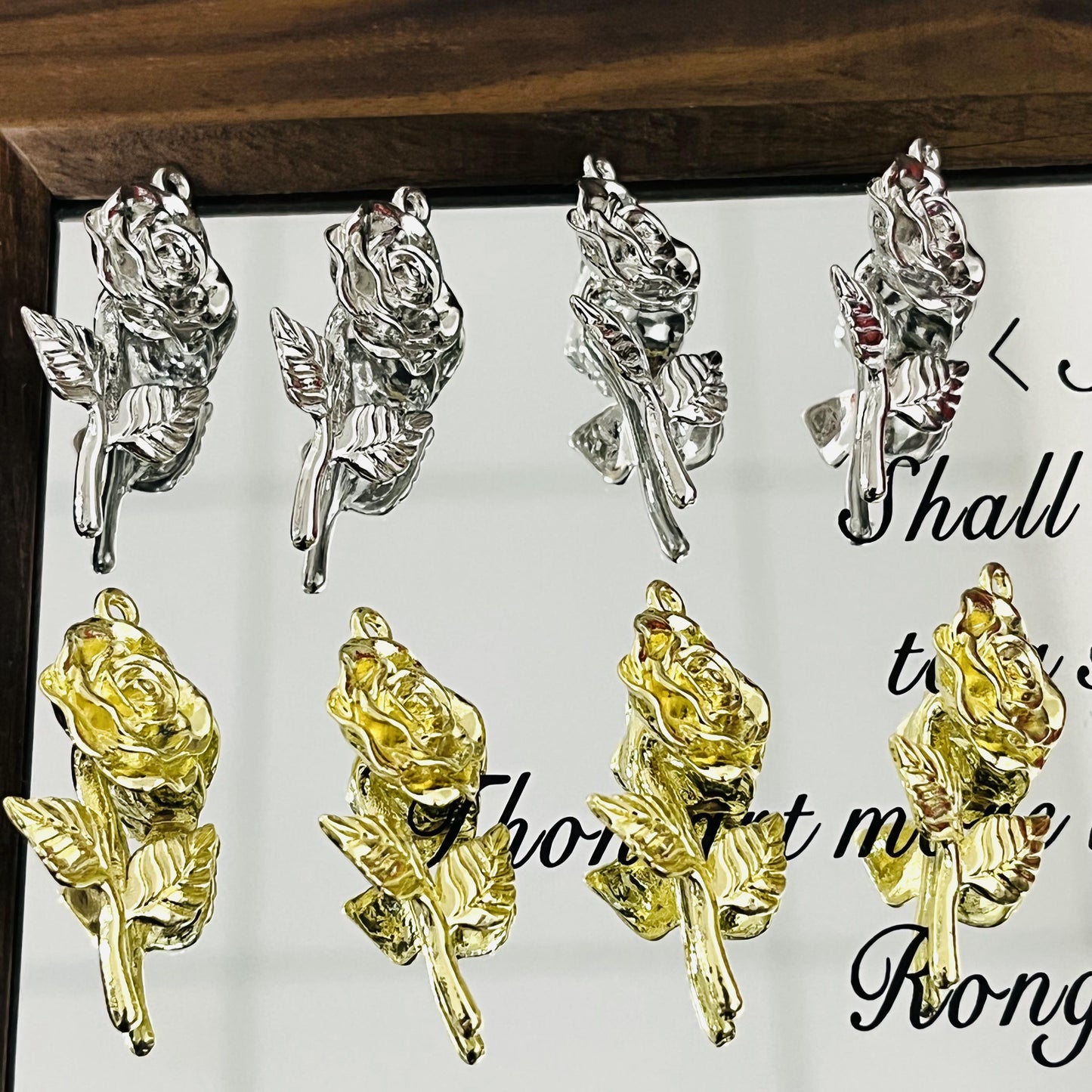 30mm*12mm metal rose pedant