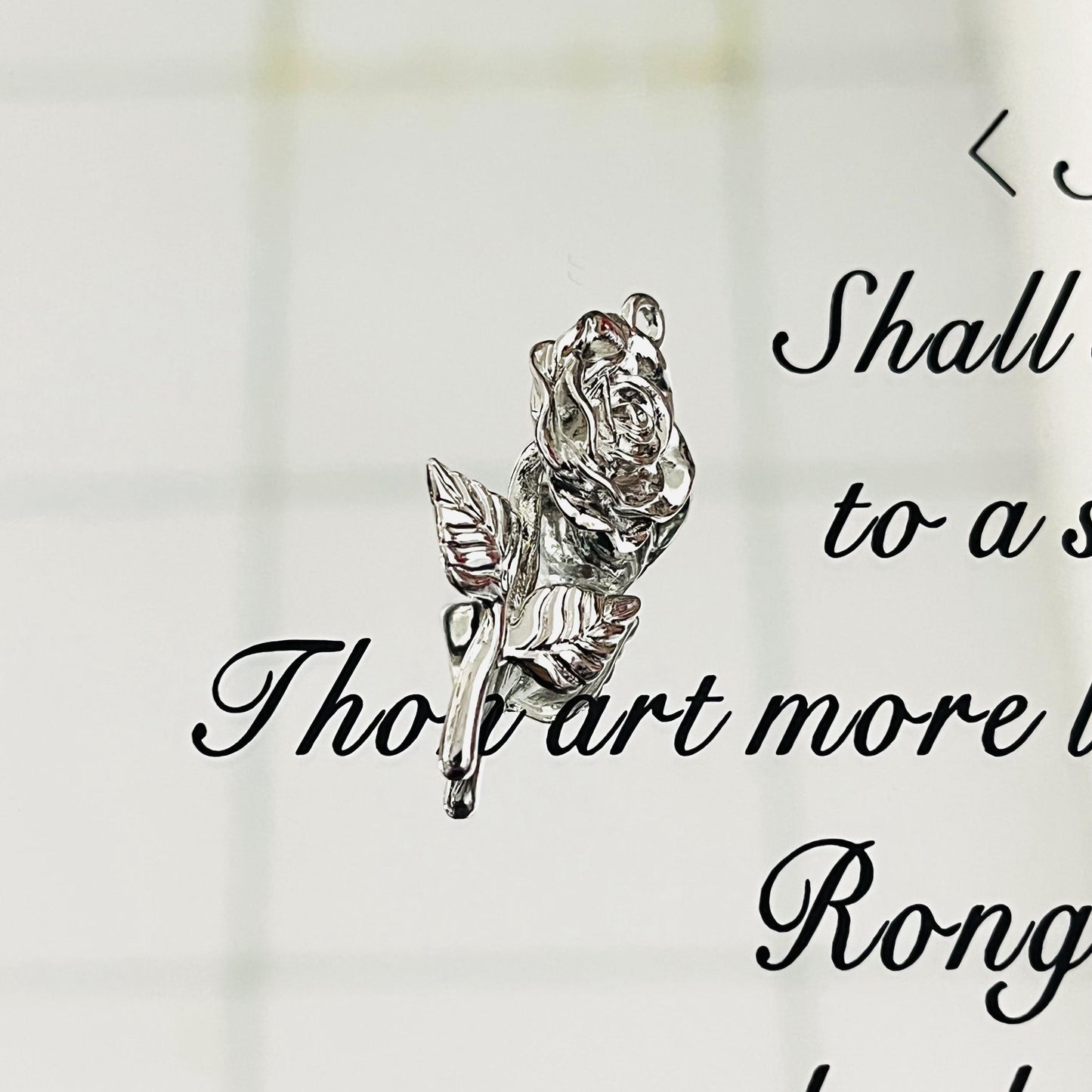 30mm*12mm metal rose pedant