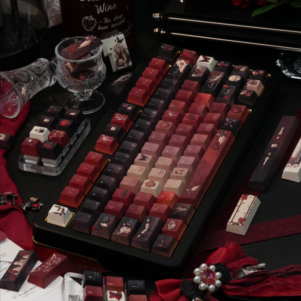 Bloody Mary keycaps set