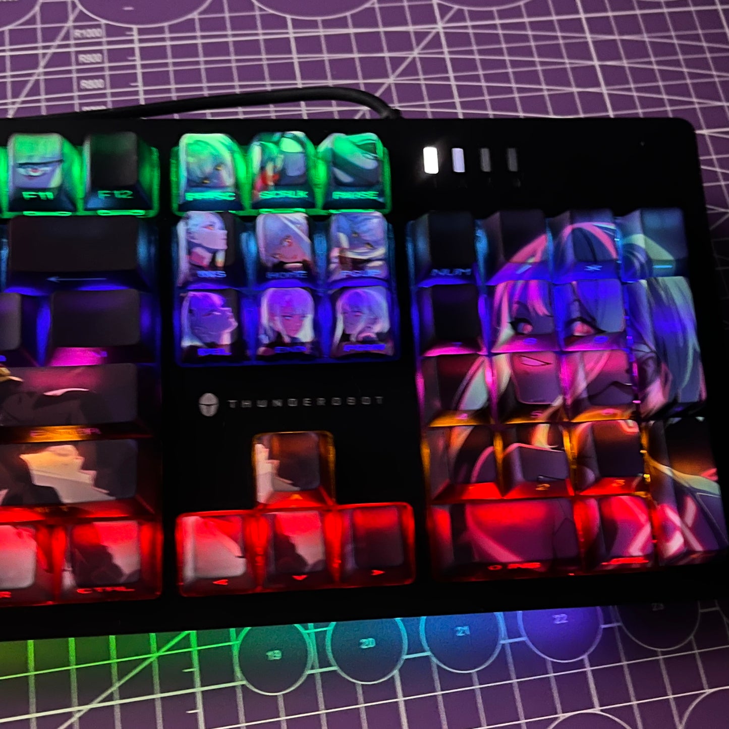 130keys Cyberpunk: Edgerunners Lucy PBT cherry keycaps set with Side lit, fit ANSI&ISO layouts,60%-100%