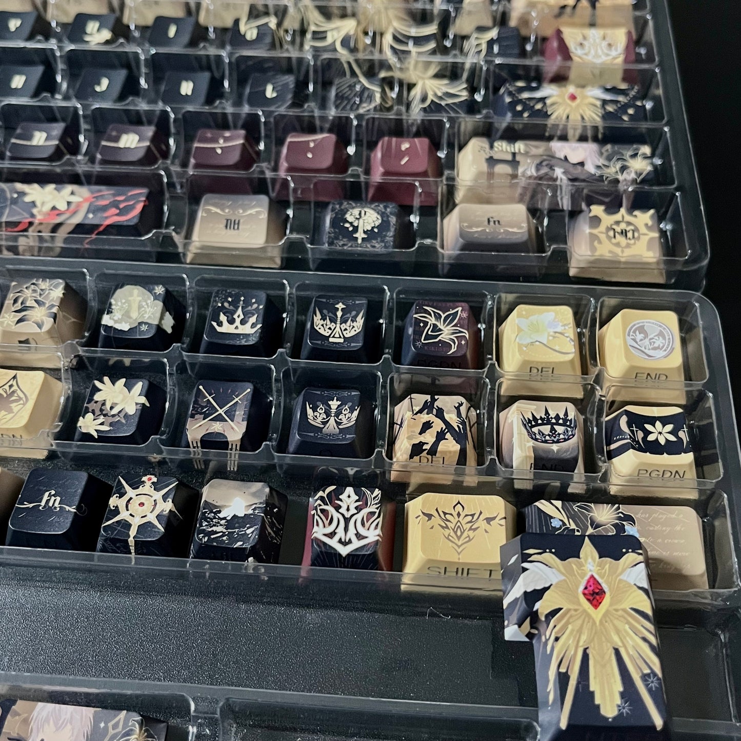 Love and deep space Xavier King series PBT keycaps set with side backlit for RGB light, dye-sublimated, MX cross stems keyboard