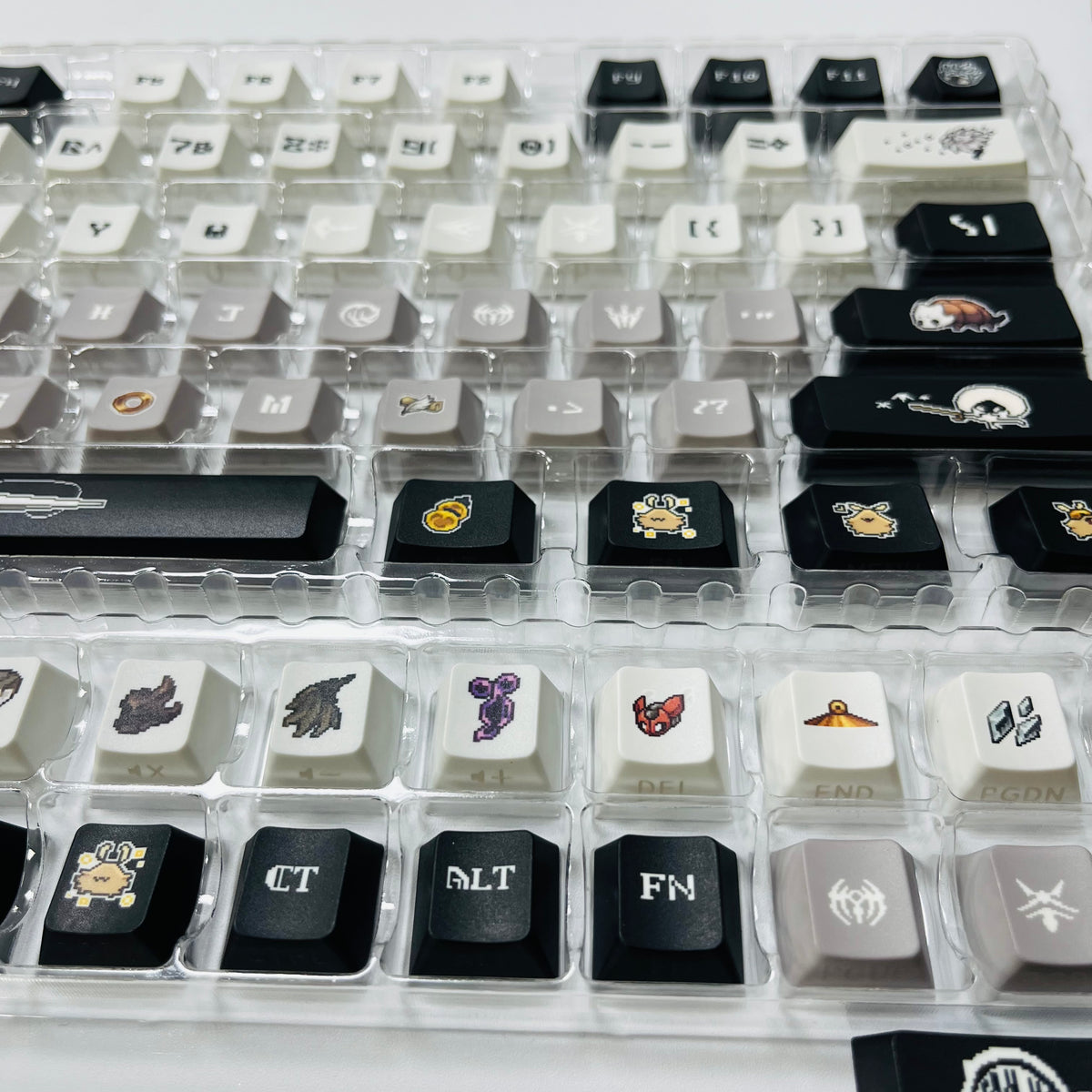 Hollow Knight: Silk song Cherry Profile PBT Keycap Set