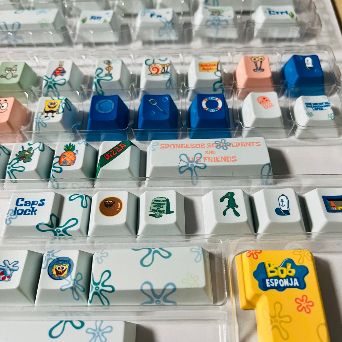 150 keys SpongeBob Cherry Profile PBT 5-Sided Dye Sub Custom Keycap Set